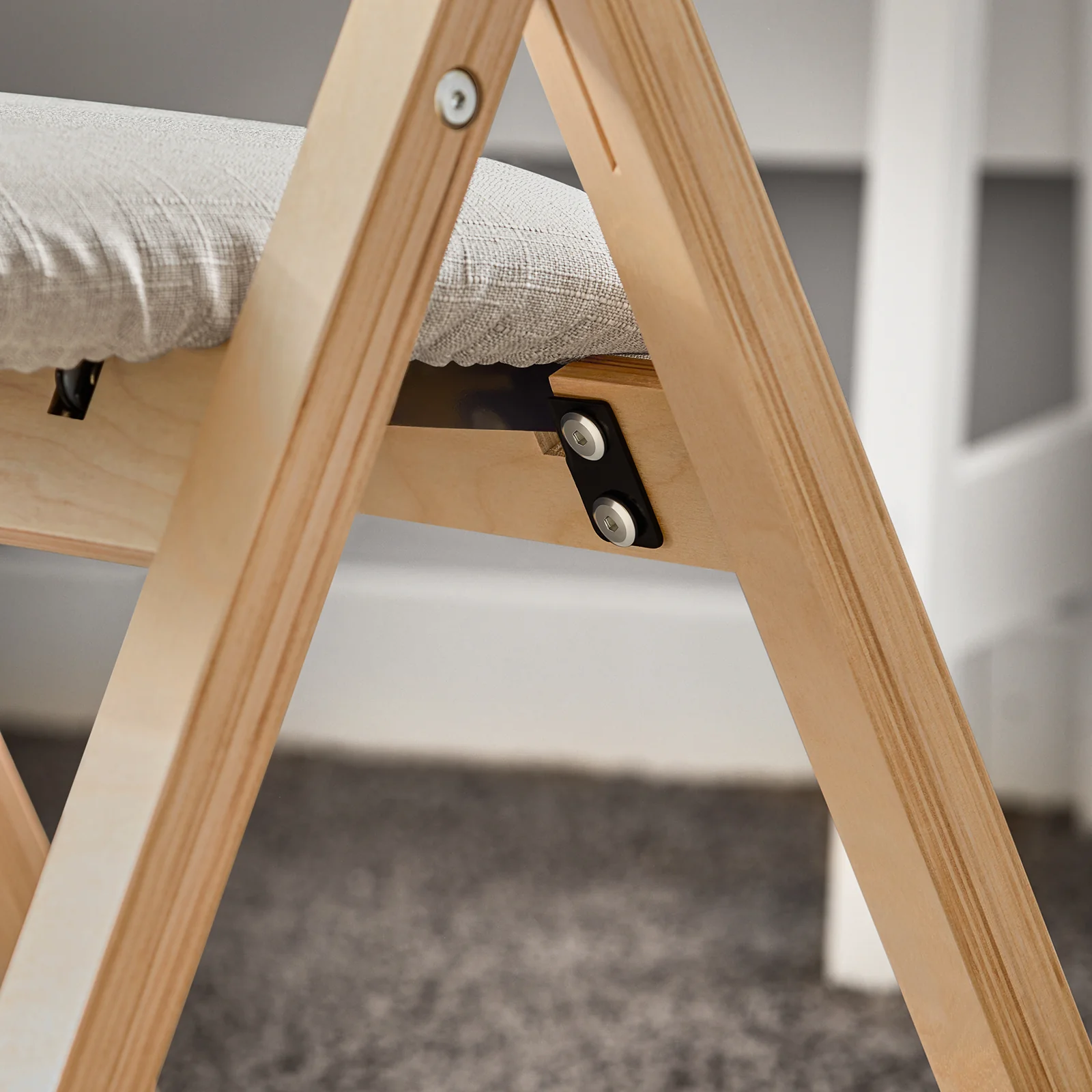 SoBuy FST40-HG Comfortabele Opvouwbare Stoelen, Houten Vergaderstoel met Gevoerde Zitting, Draagbare Vouwstoel voor Keuken, Kantoor, Woonkamer, Lichtgewicht, Ruimtebesparend, Lichtgrijs - Image 6