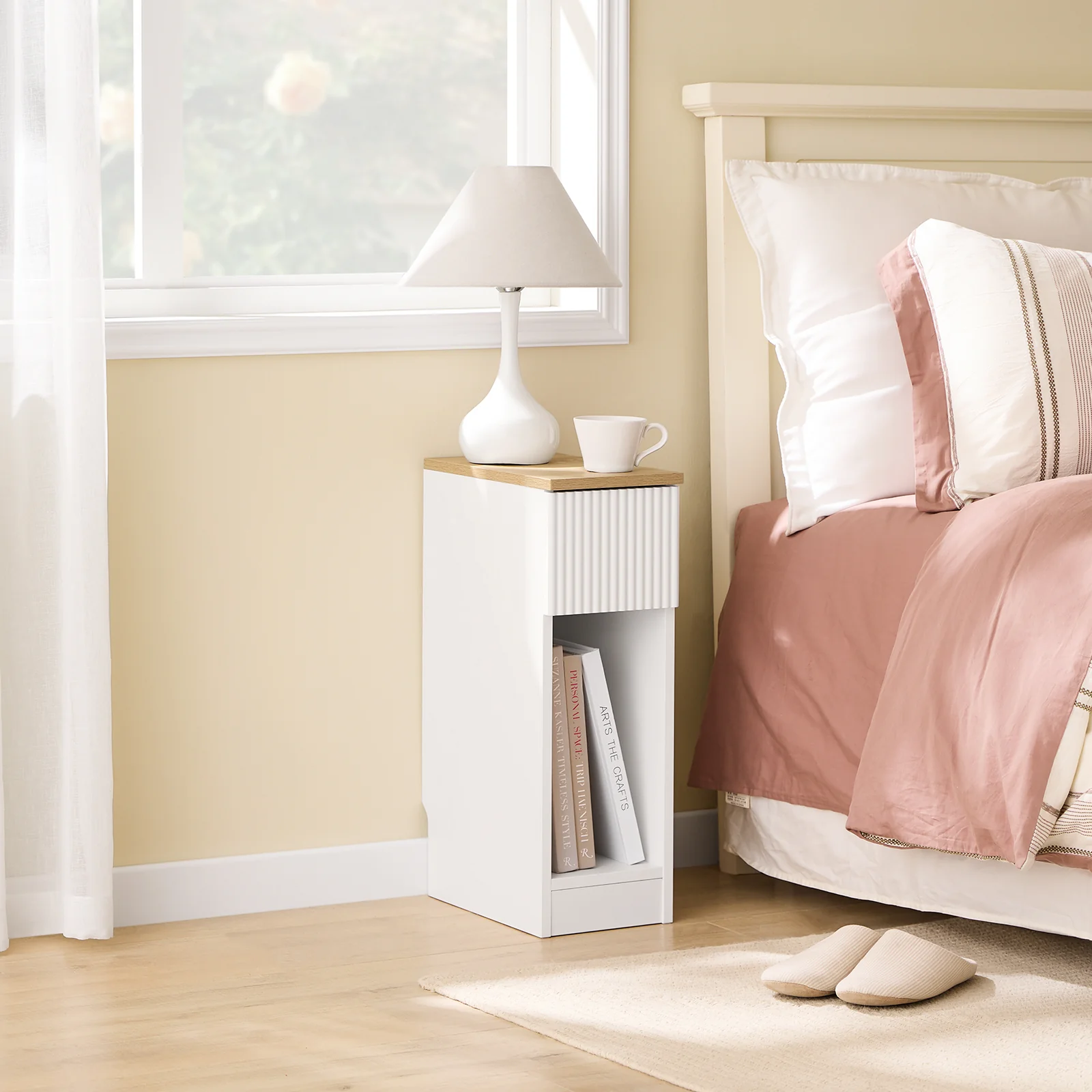 SoBuy FBT111-W Smalle en Fijne Nachtkastje met Lade en Plank – Nachtkastje voor Bed of Sofa – Opbergruimte voor Slaapkamer of Woonkamer, Wit L20 x B35 x H60 cm - Image 3