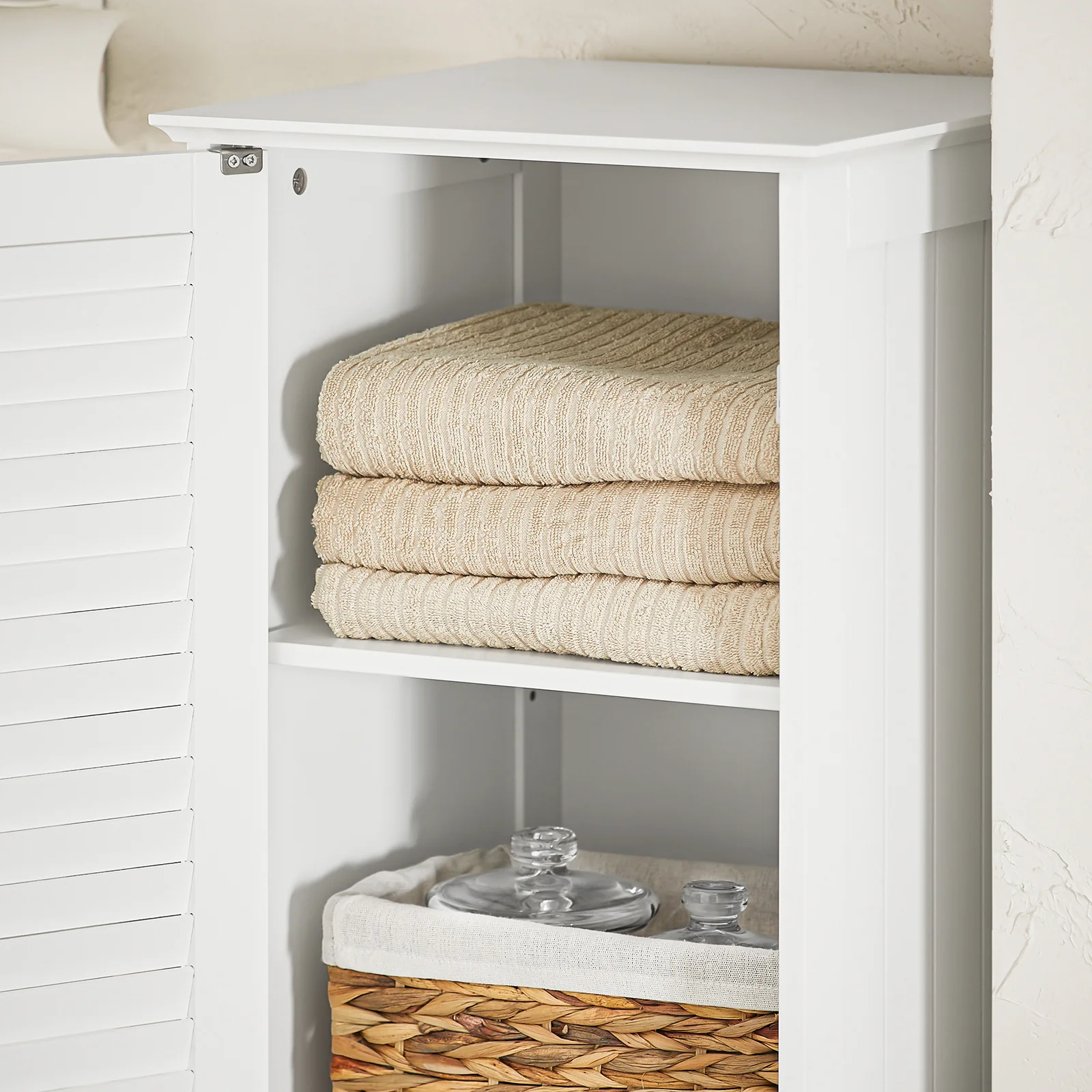 SoBuy BZR124-W Badkamer Kolomkast - Badkamerkast - Hoge Kast - Staande Kolomkast met 1 Deur, 1 Lade en 1 Uitneembare Wasmand - Image 7