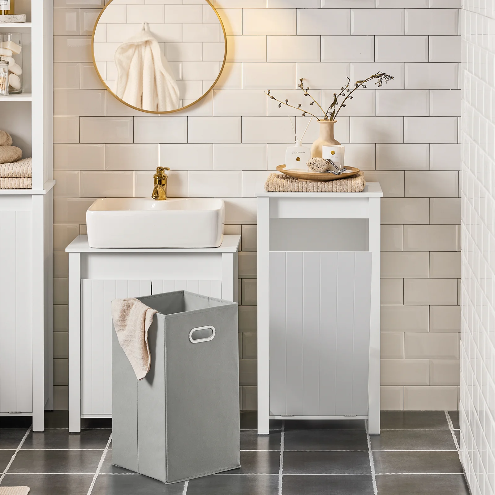 SoBuy BZR100-W Badkamerkast, Lage Kast, Smal Badkamerkastje, Halfhoge Opbergkast, Opbergplank, Badkamermeubel met 1 Kantelbare Wasmand - Image 4