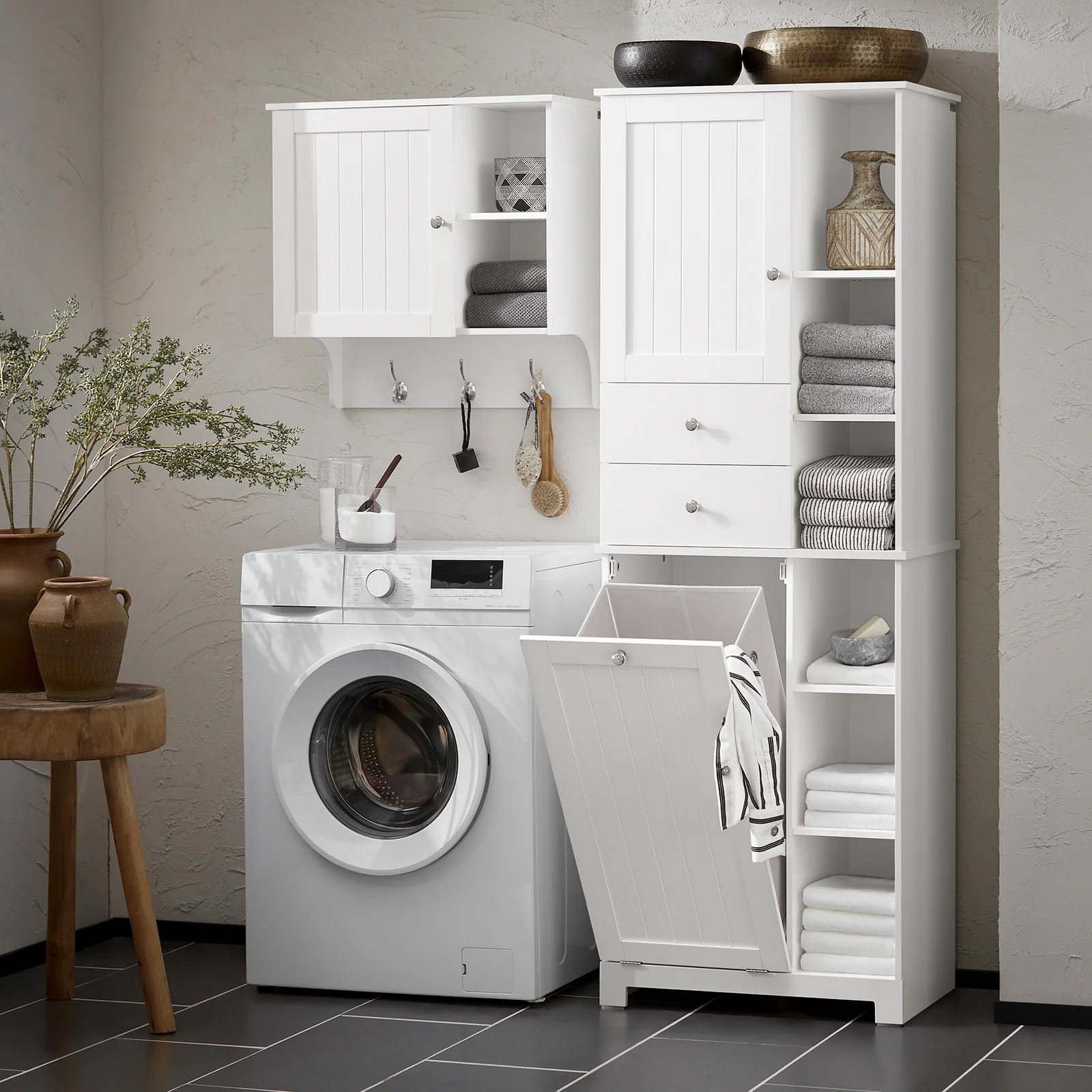 SoBuy BZR104-W Hoge Badkamerkast met Wasmand Slanke Vrijstaande Badkamerkast, Smal Opbergmeubel met Planken, Handdoekenrek, Wit 60x37x171 cm - Image 3