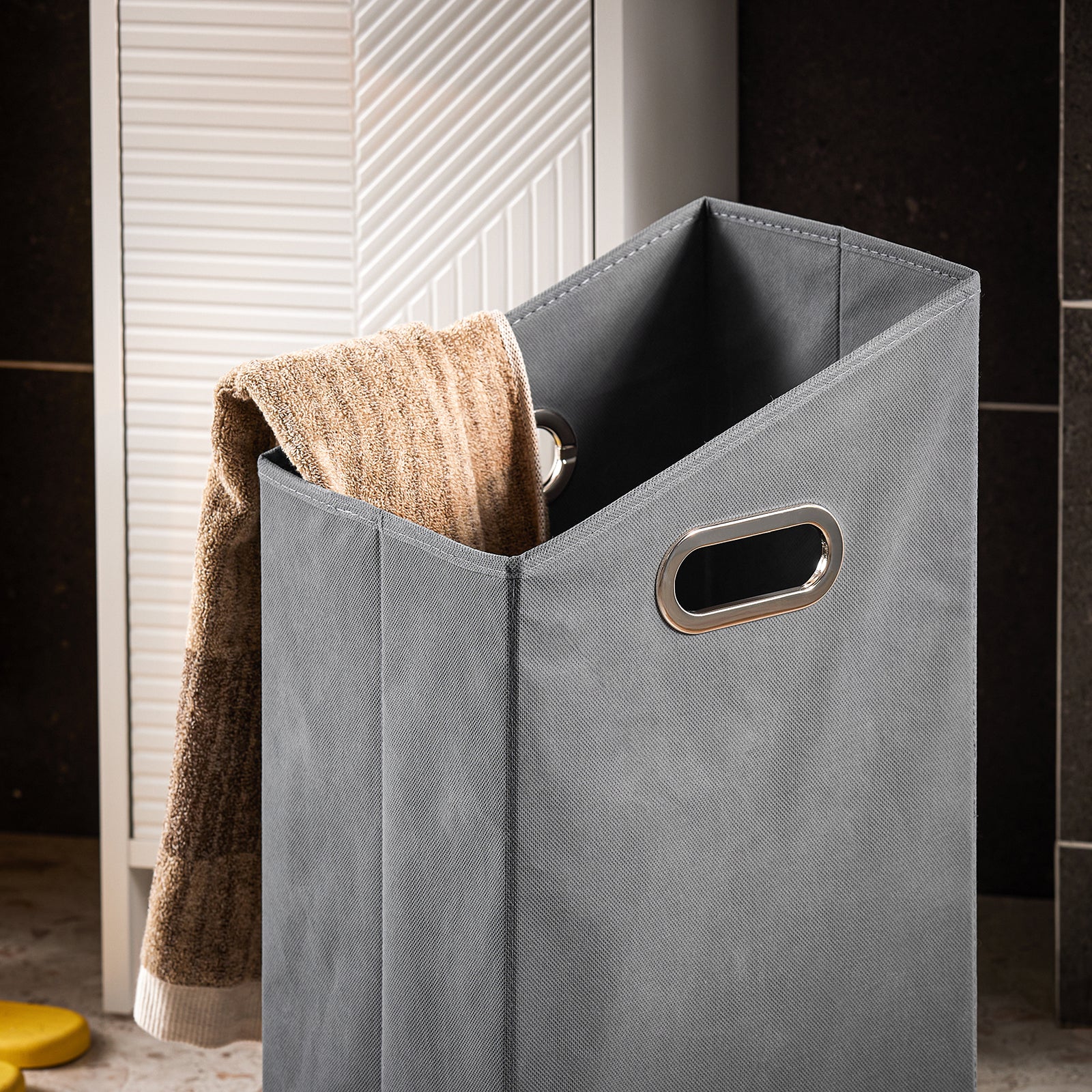 Pre-order SoBuy BZR154-W Linnenkast Badkameronderkast Wasmandopbergmeubel met 1 uitneembare wasmand - Image 9