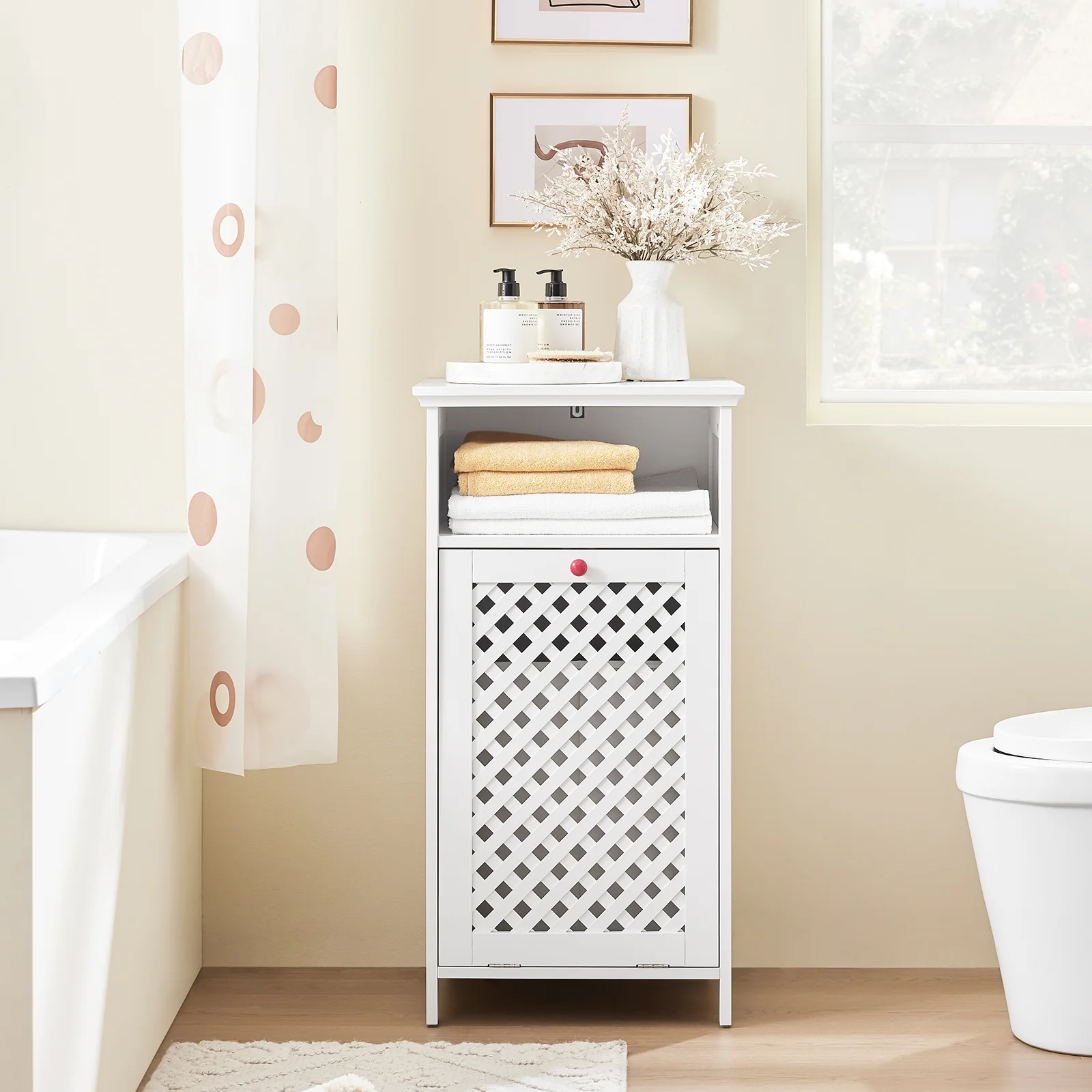 SoBuy BZR211-W Badkamermeubel met wasmand en open nis – toiletkast van MDF E1 en vliesstof, capaciteit 30 kg, open deuren met rode handgrepen, 45 x 41,5 x 87 cm - Image 2