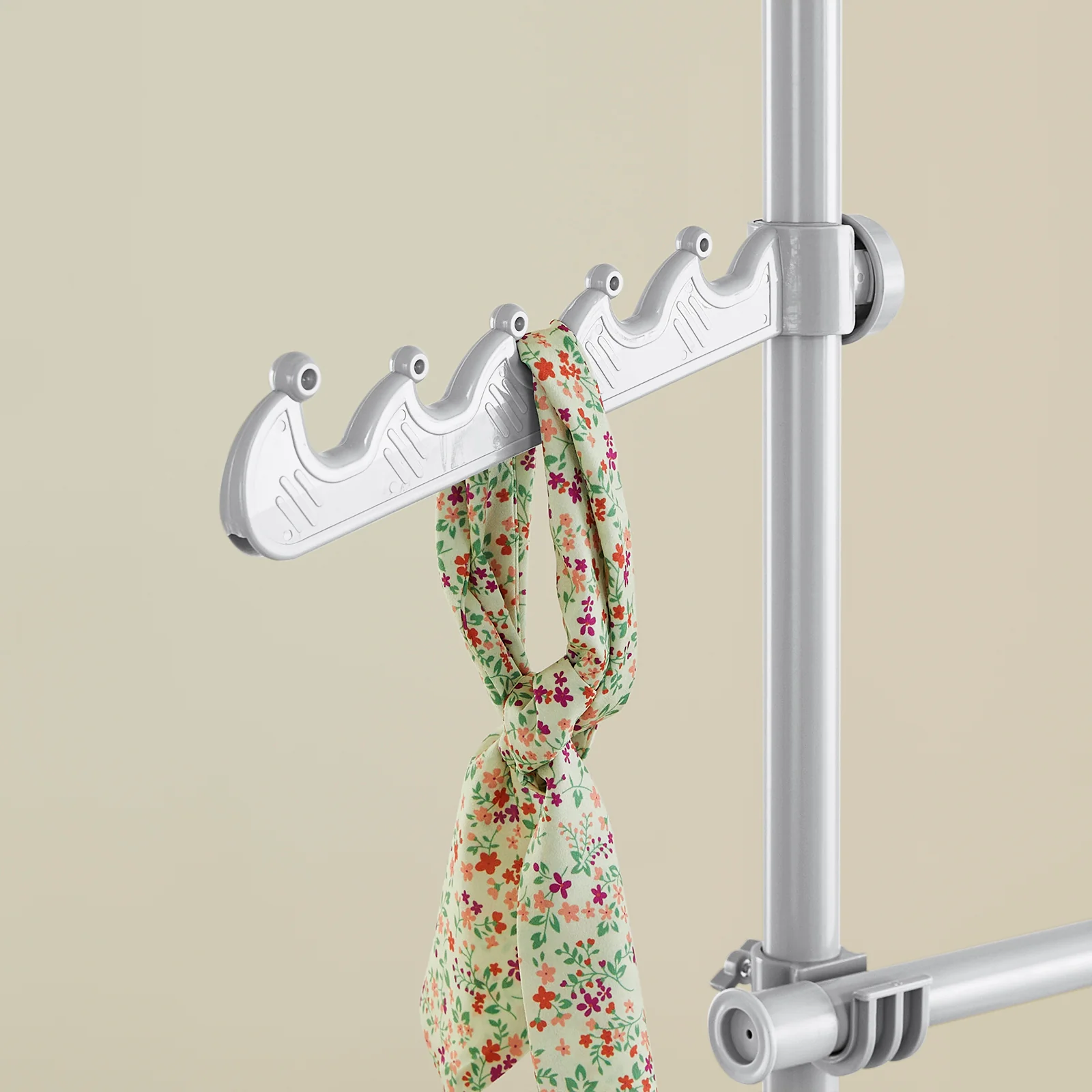 SoBuy FRG109-II-HG Telescopische Kledingstang – Stevig Open Kledingsysteem met Verstelbare Hangrails voor Slaapkamer & Dressing – Grijs - Image 10