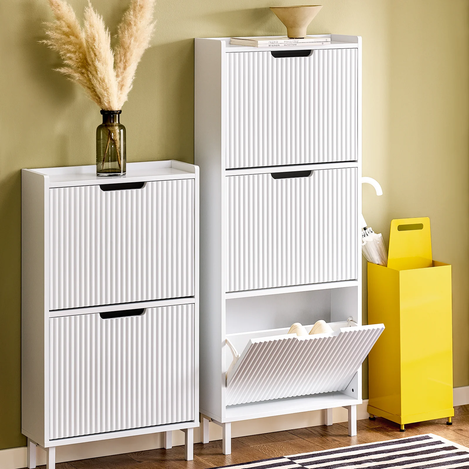 SoBuy FSR177-H-W Smalle Schoenenkast met 3 Kleppen – Modern Entree Schoenenmeubel, Ruimtebesparend & Hoog, 50x19x130 cm, Wit - Image 4