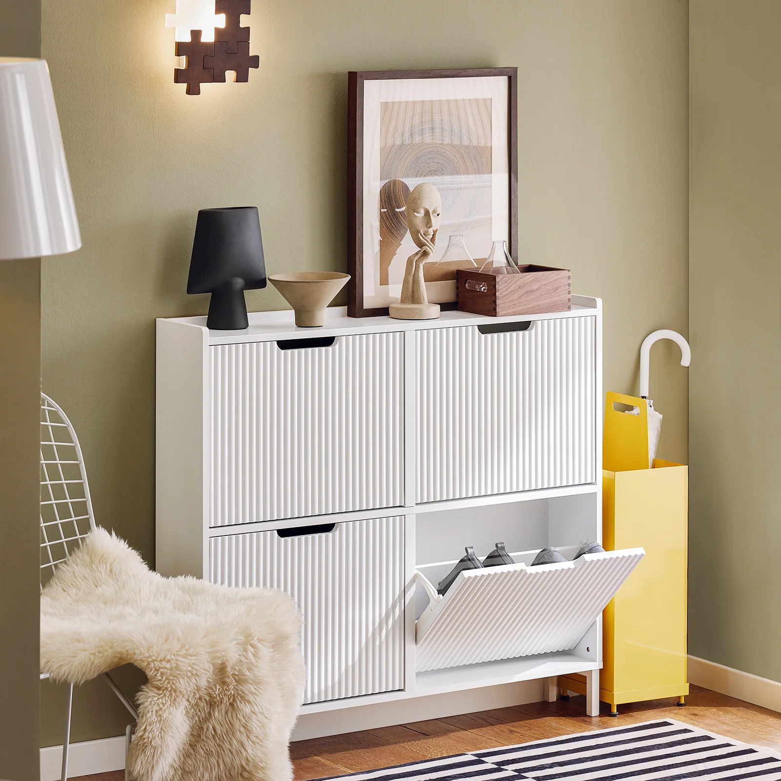 SoBuy FSR177-L-W Schoenenkast met 4 Deurtjes, Moderne Schoenenopbergkast, Compacte Schoenenopslag, Smalle Schoenenkast voor Kleine Hal of Gang 100x19x91cm Wit - Image 4