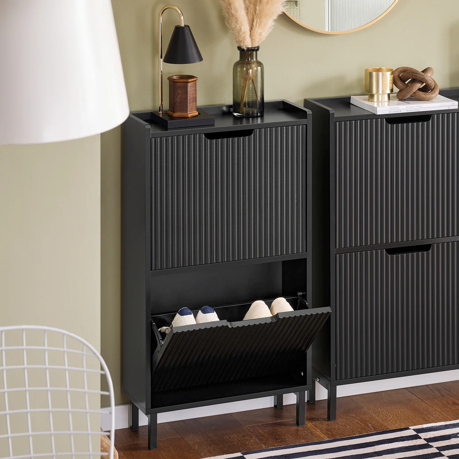 SoBuy FSR177-SCH Schoenenkast met 2 Opendekken, Moderne Schoenenopberger, Compacte Opbergkast voor Schoenen, Smalle Schoenenopberger voor Kleine Ingangen of Gang 50x19x90cm Zwart - Image 4