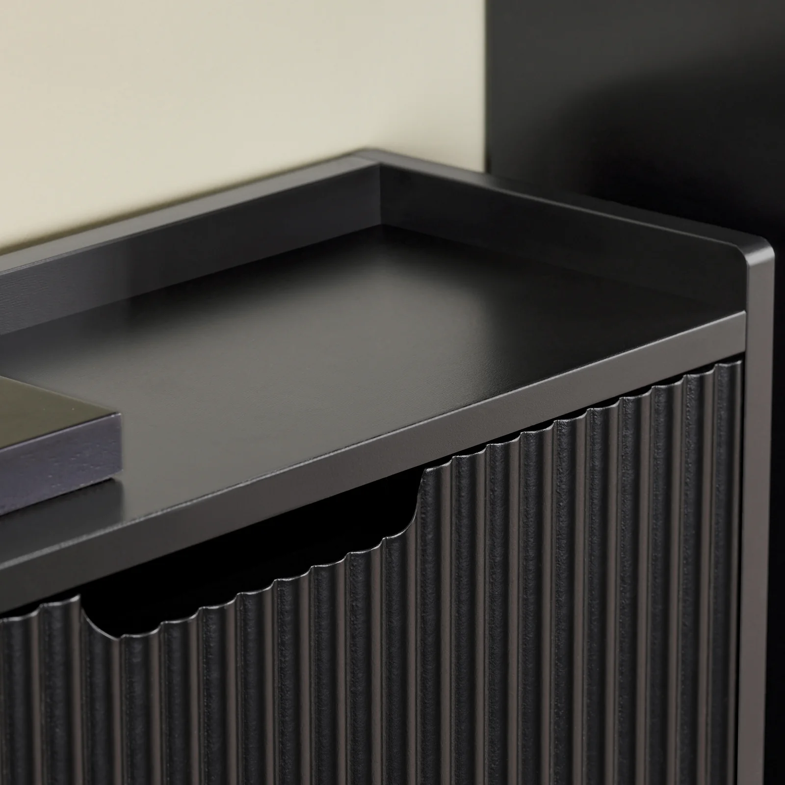 SoBuy FSR177-SCH Schoenenkast met 2 Opendekken, Moderne Schoenenopberger, Compacte Opbergkast voor Schoenen, Smalle Schoenenopberger voor Kleine Ingangen of Gang 50x19x90cm Zwart - Image 8