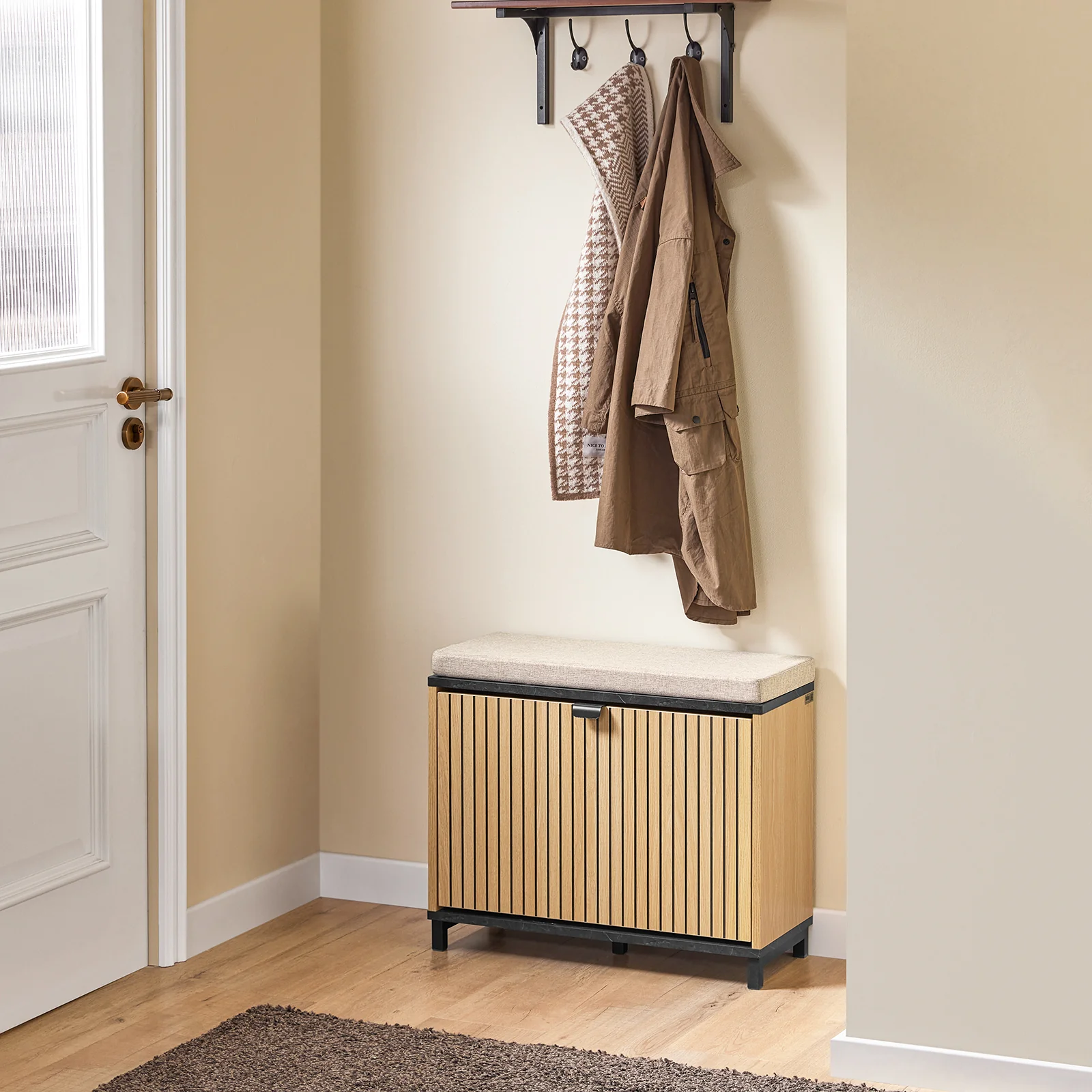 Pre-order SoBuy FSR201-N Schoenenbank, entree, met gevoerde zitting, comfortabel, inklapbaar, zwart en licht hout, ondersteunt 113 kg, 60 x 24 x 50 cm - Image 4