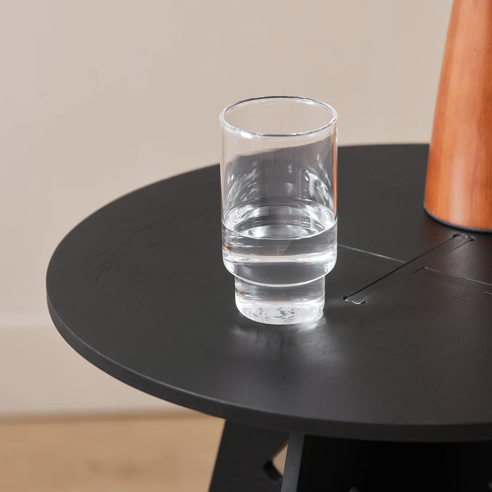SoBuy HFBT01-SCH Ronde Houten Bijzettafel, Ronde Salontafel, Nachtkastje, Koffietafel, Telefoontafel, voor Woonkamer, Slaapkamer, Structuur Pen-en-Gat, Zwart - Image 9