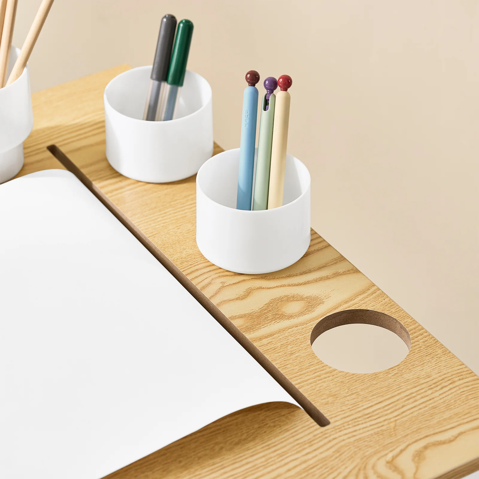 Pre-order SoBuy KMB60-WN Kindertafel met Stoel, 2-delige set, tafel en stoel voor kinderen, bureau met 2 planken, papierhouders en opbergvakken, wit/naturel, 80 x 50 x 66 cm - Image 7
