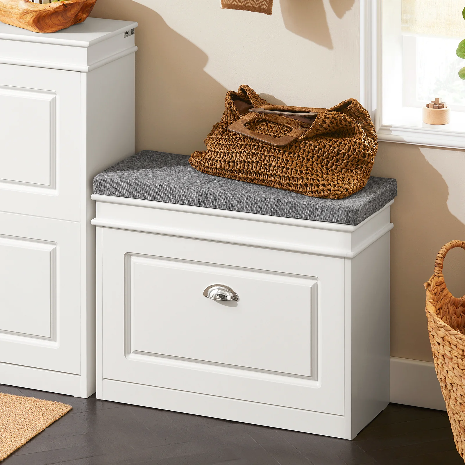 Pre-order SoBuy Set FSR82-L-W + FSR94-W – Witte Schoenenmeubel Set, Schoenenbank met Kussen + Schoenenkast met 3 Kleppen voor 12 Paar, 2-delig Halmeubel - Image 8