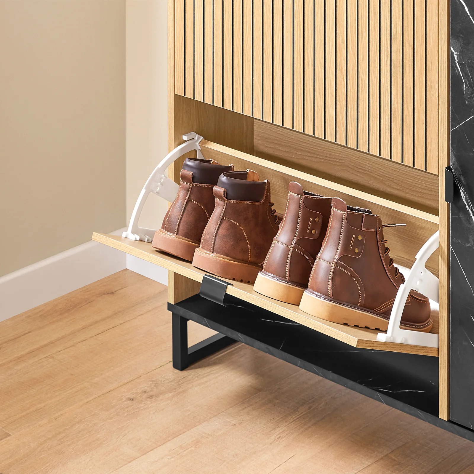 SoBuy FSR203-N Smalle schoenenkast voor entree, schoenenkast met 2 kleppen en zijdeur, schoenenopslag, Scandinavisch design, compact, zwart, licht hout, 90 x 24 x 88 cm - Image 13